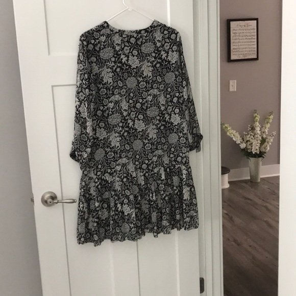 Flowy boho style Dress - Picture 3 of 3